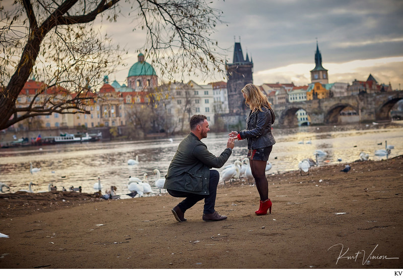 on his knee with the ring - Prague marriage proposal