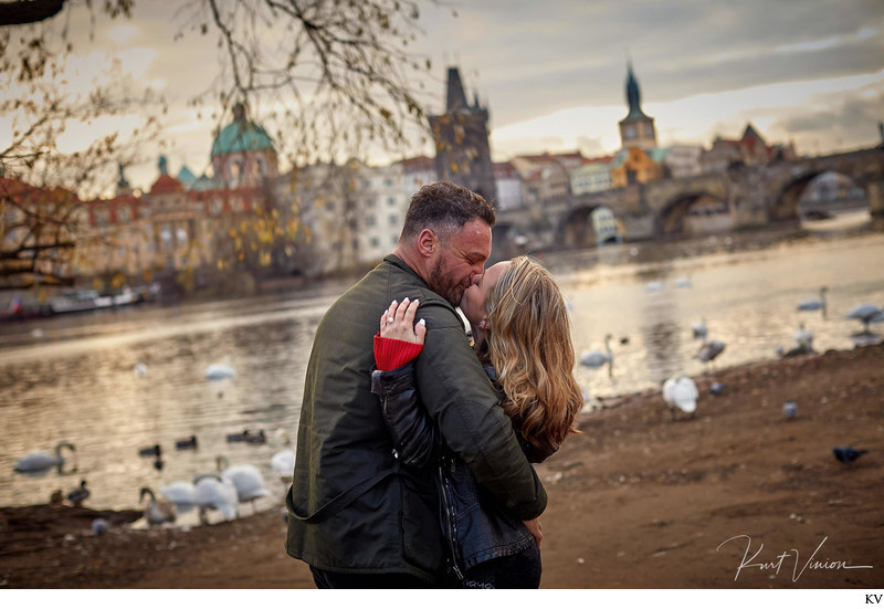 a kiss for the newly engaged Prague marriage proposal