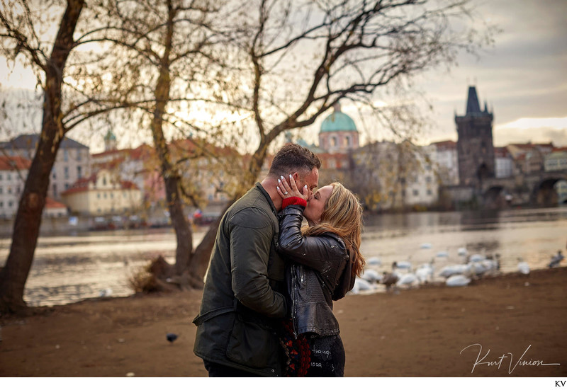 A second kiss after agreeing to marry in Prague