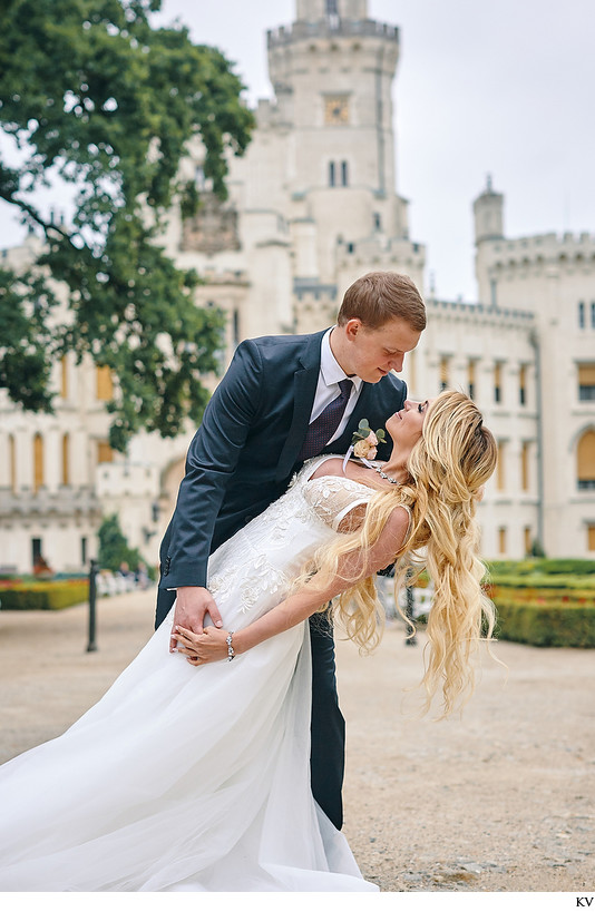 Dancing Newlyweds Hluboka Castle