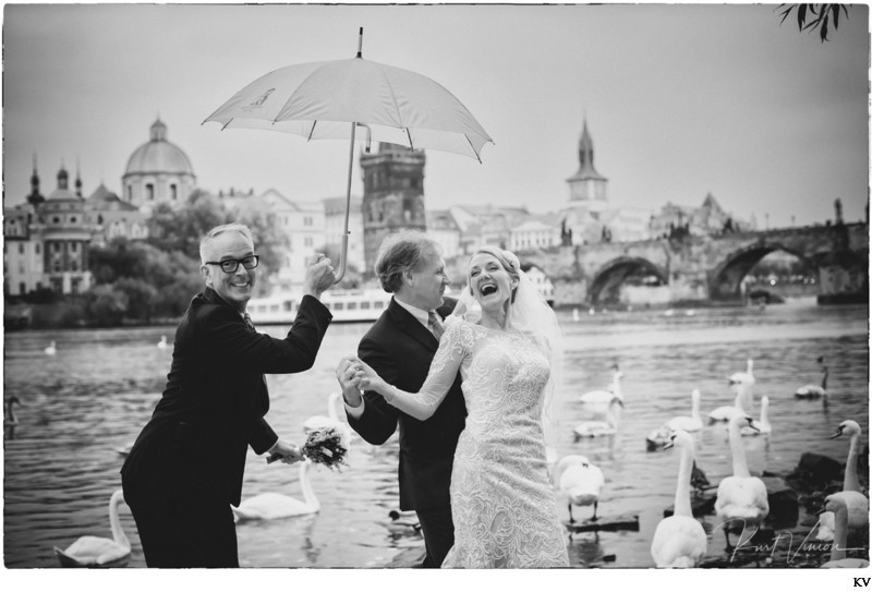 K+S wonderful, funny, heartfelt Prague wedding