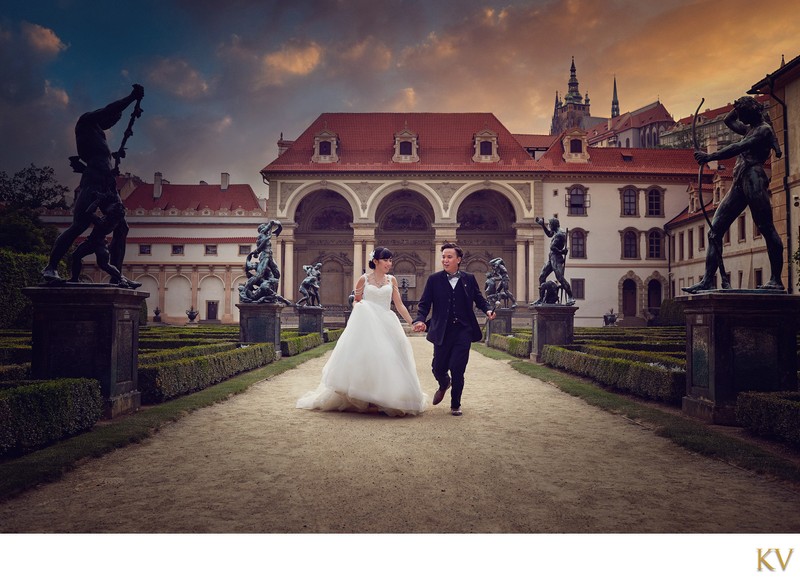 elegant pre wedding couple Wallenstein Garden Prague