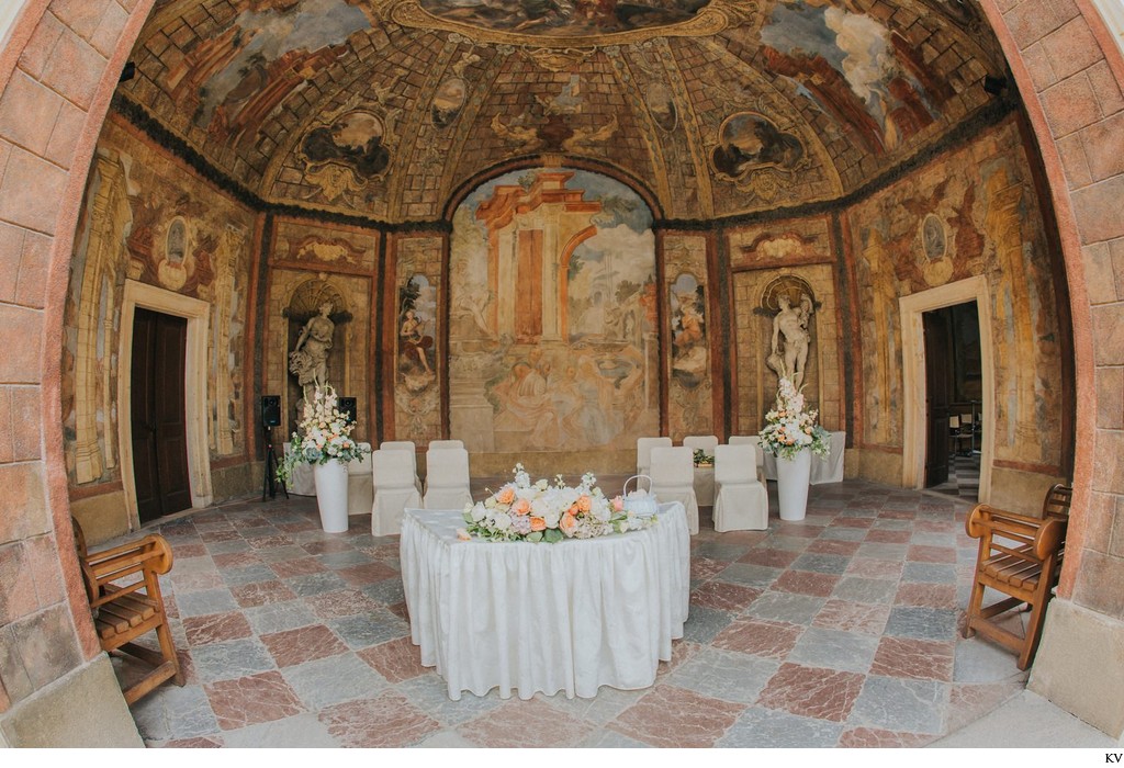 floral set up and table and chairs