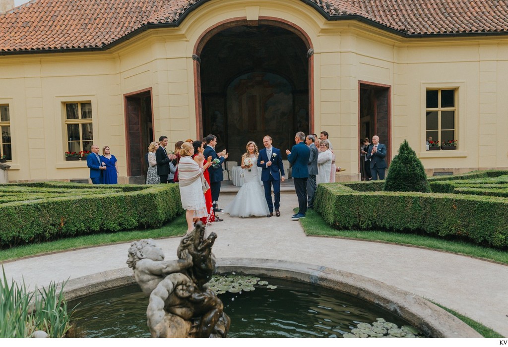 applause for the newlyweds