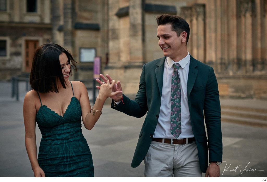Prague marriage proposal: the happy couple