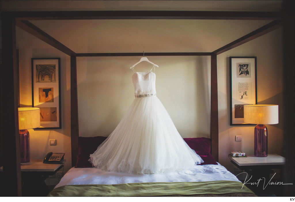 The bride's dress Augustine Hotel 