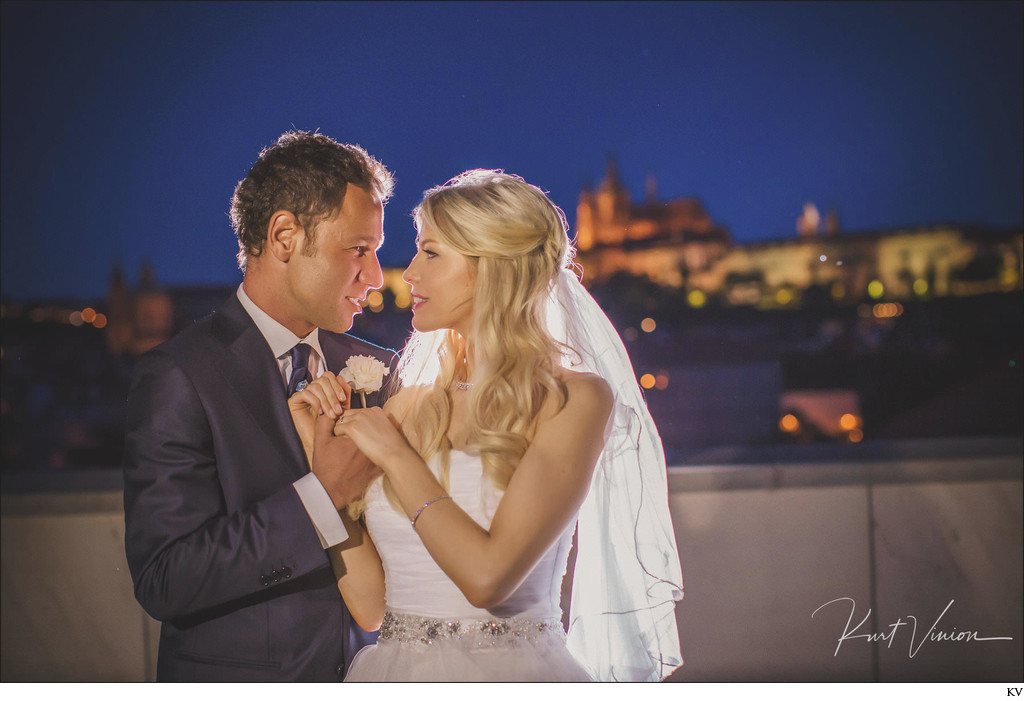 sexy bride & groom Four Seasons Hotel Prague 