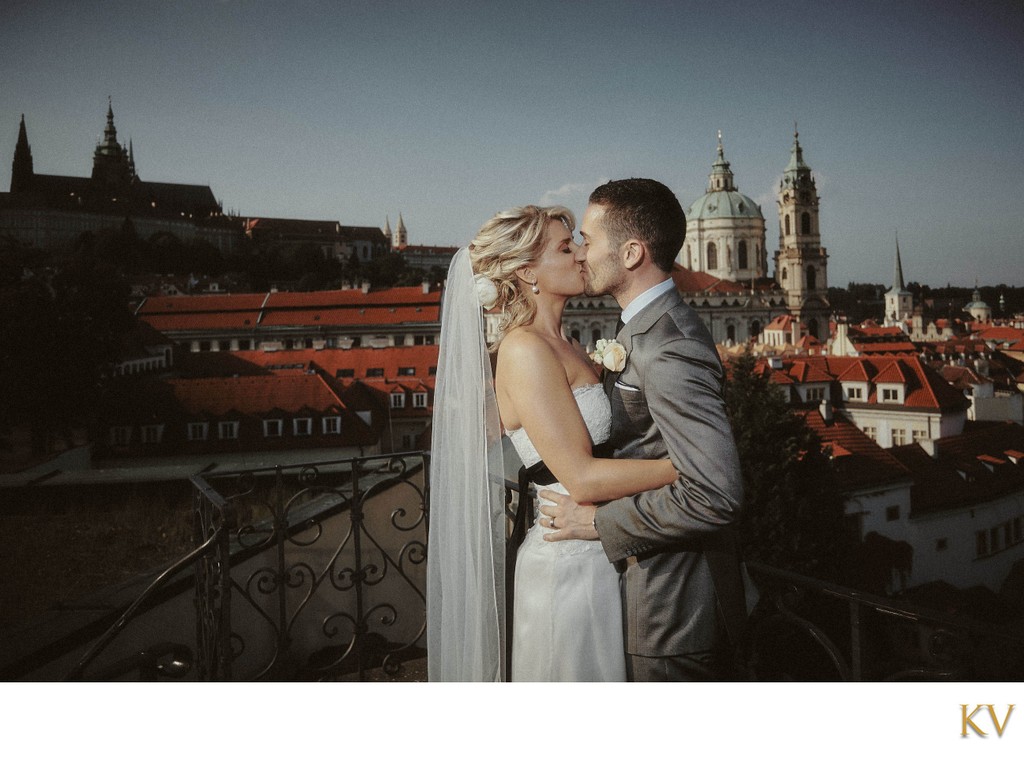 New Zealand newlyweds kiss atop Vrtba 