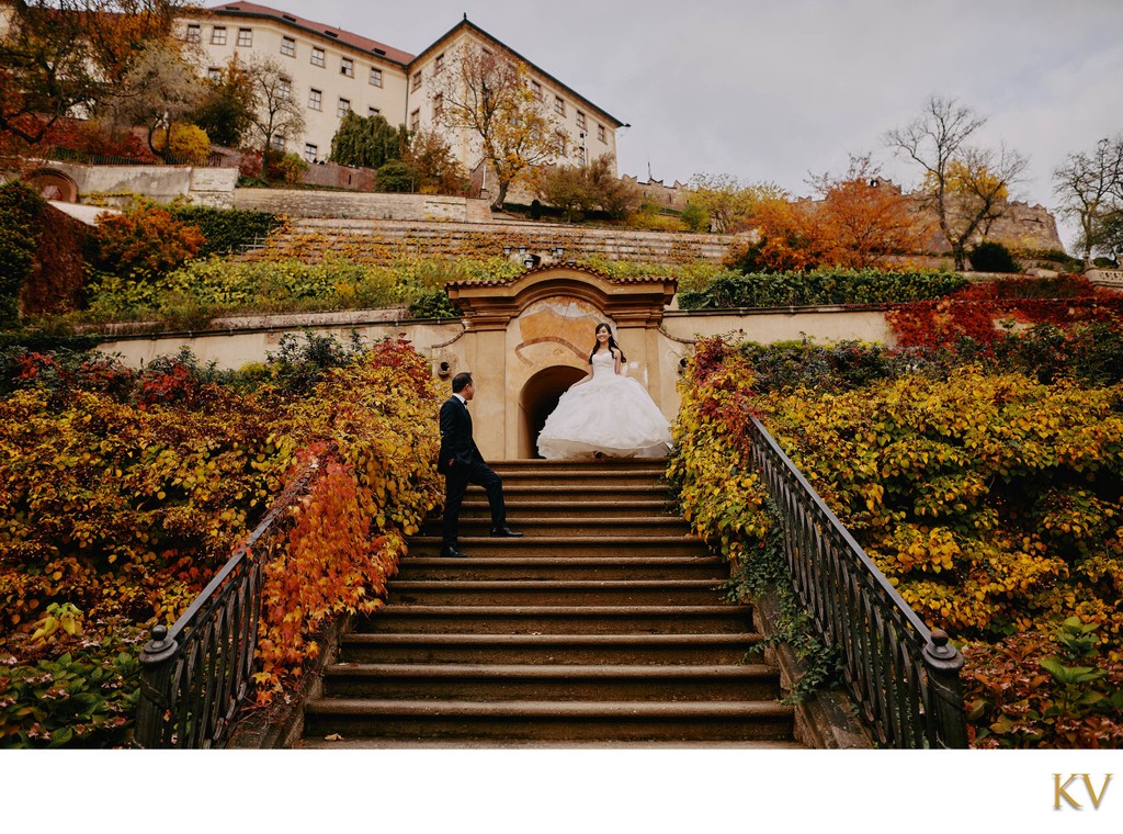 Prague pre wedding couple at the Royal Garden in Autumn