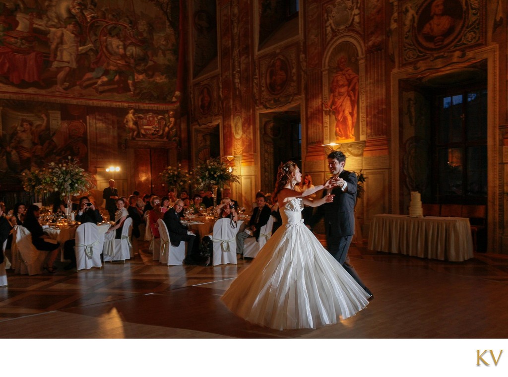 Newlyweds 1st Dance Troja Chateau