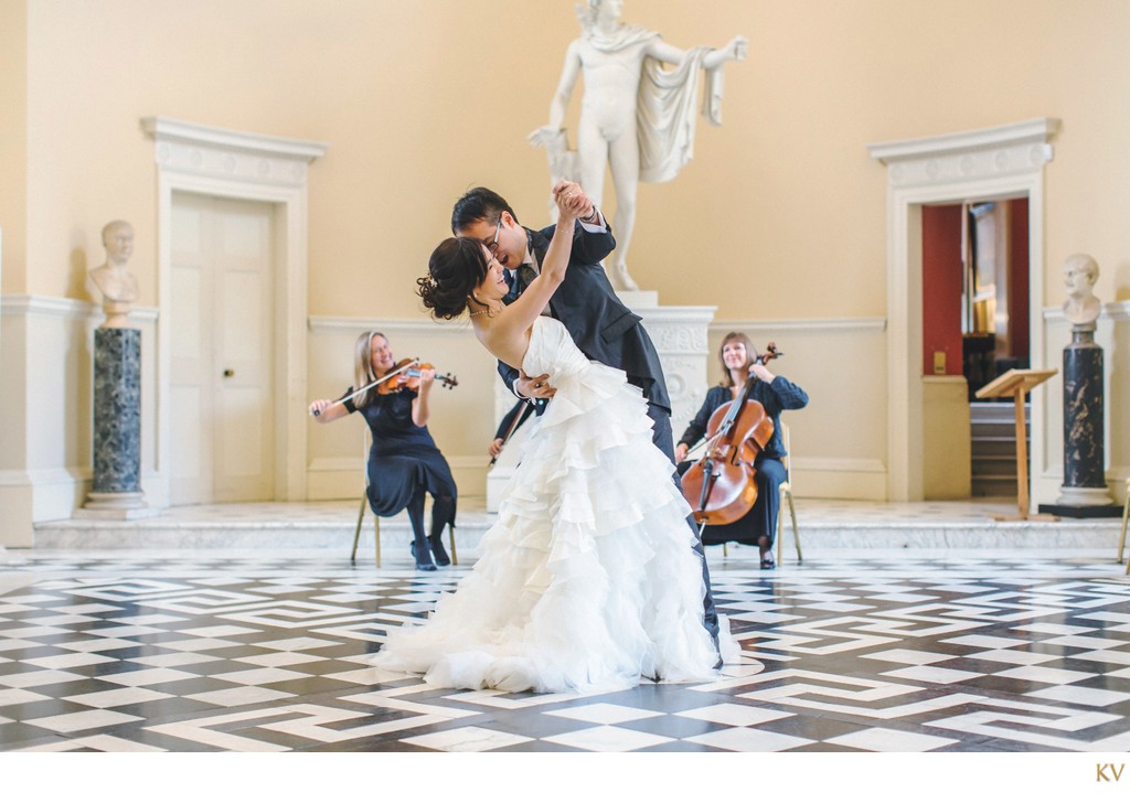 1st dance of newlyweds Syon House London