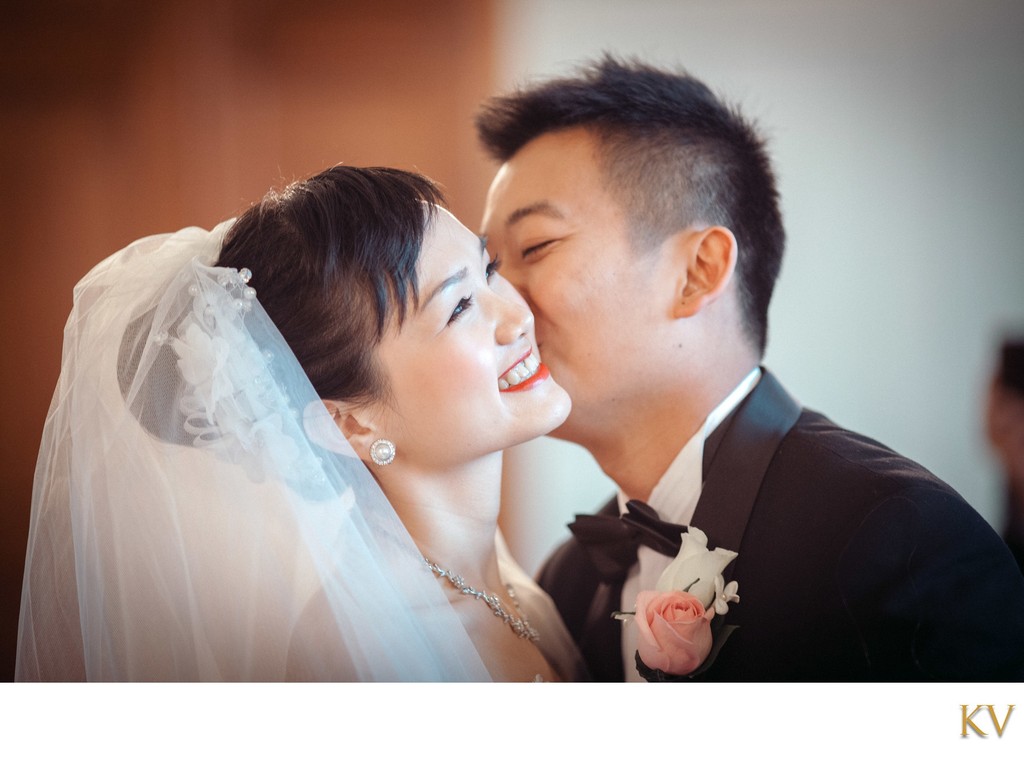 A Kiss For The Hong Kong Bride Chateau Hluboka Wedding