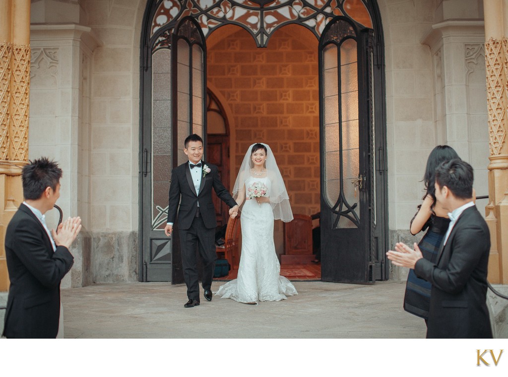 Hong Kong Newlyweds Exiting Castle HLuboka