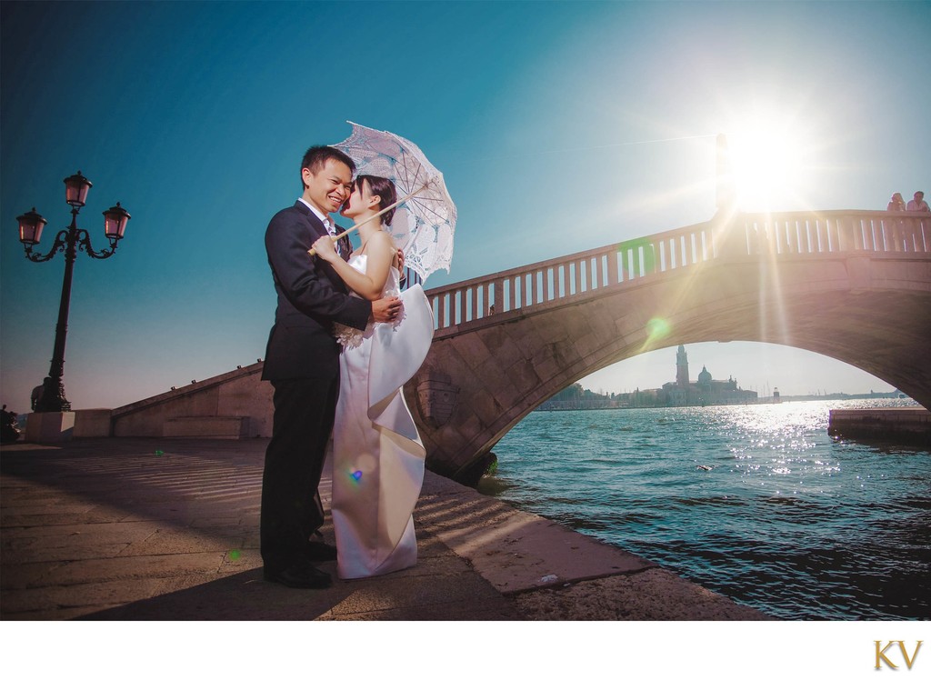 Lovers under the parasol