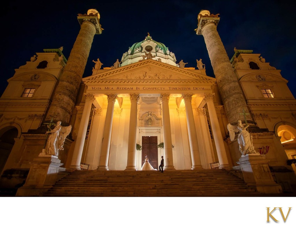Newlyweds Romantic Evening at the Karlskirche Vienna