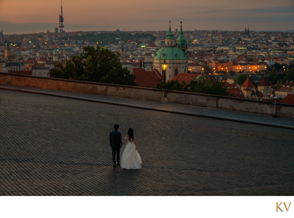 Atmosphere above Mala Strana