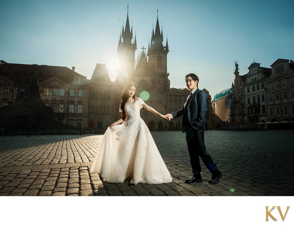South Korean Couples Epic Prague Engagement in Old Town