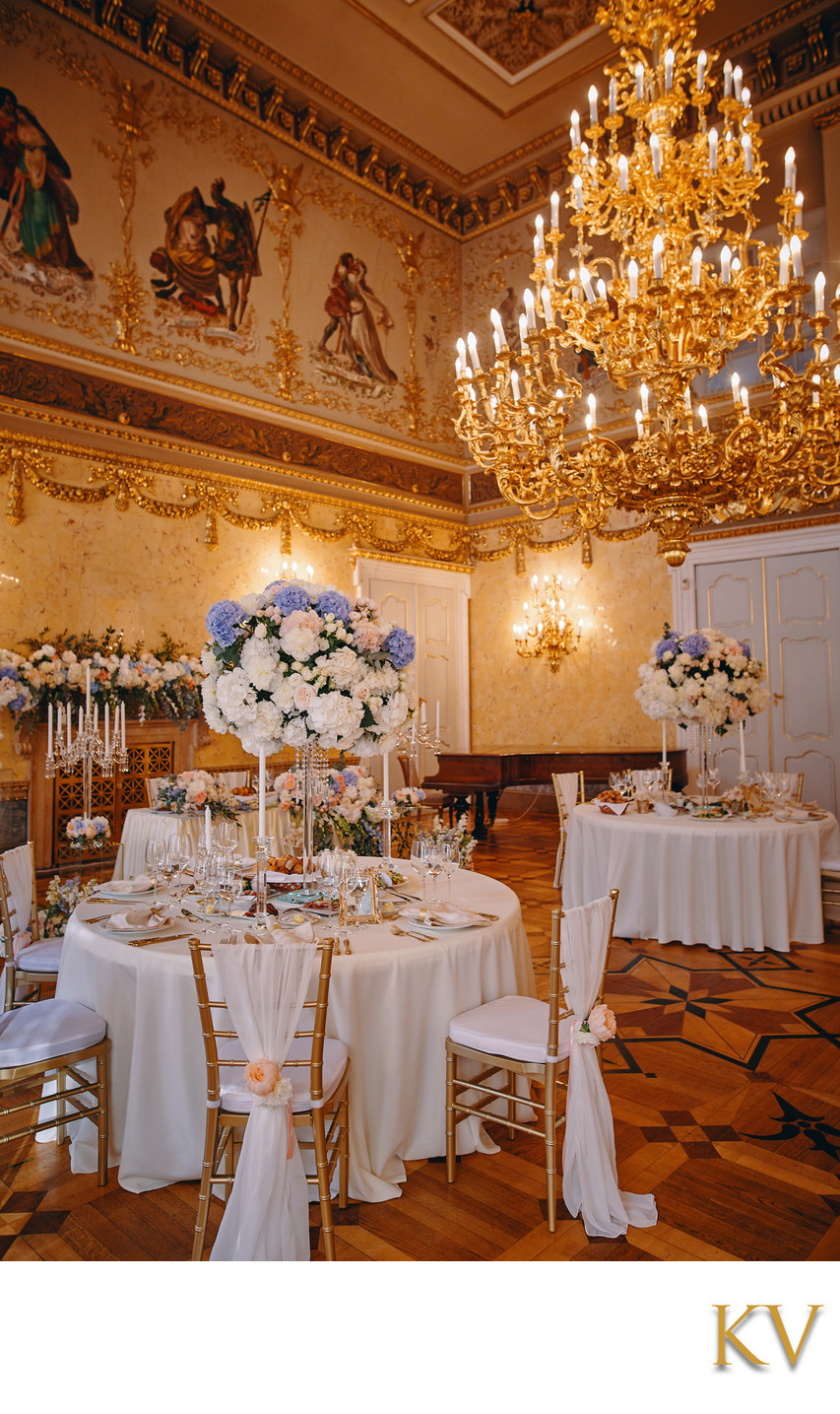 The table set up and design at the Kaunicky Palace 