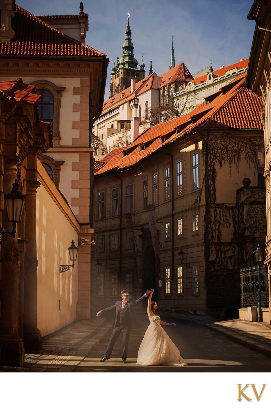 inspired by La La Land - best pre-wedding photos Prague