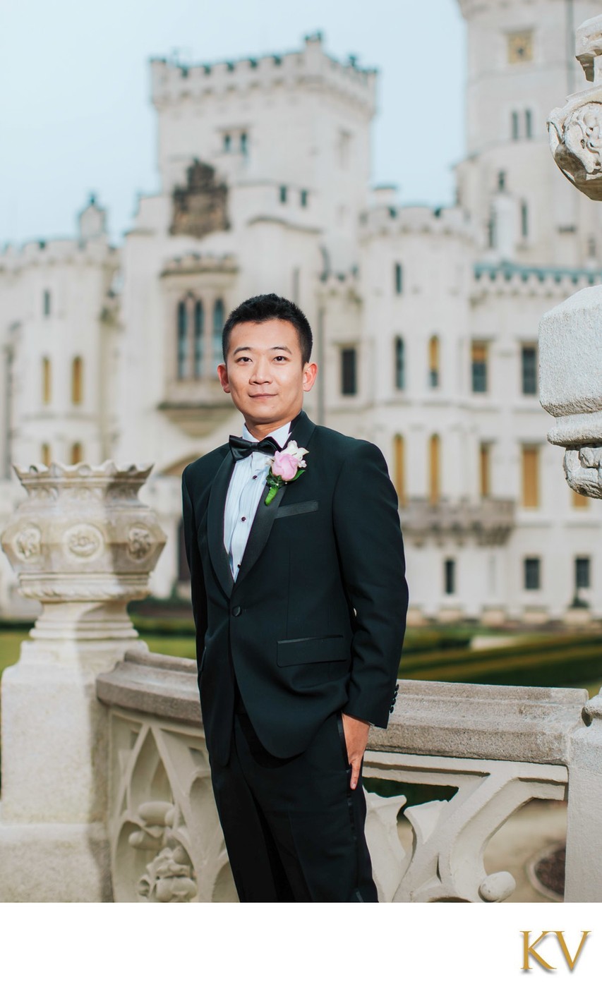 Elegant Hong Kong Groom Castle Hluboka Winter Wedding