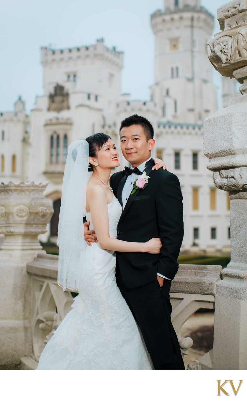 Elegant Hong Kong Winter Wedding Castle Hluboka