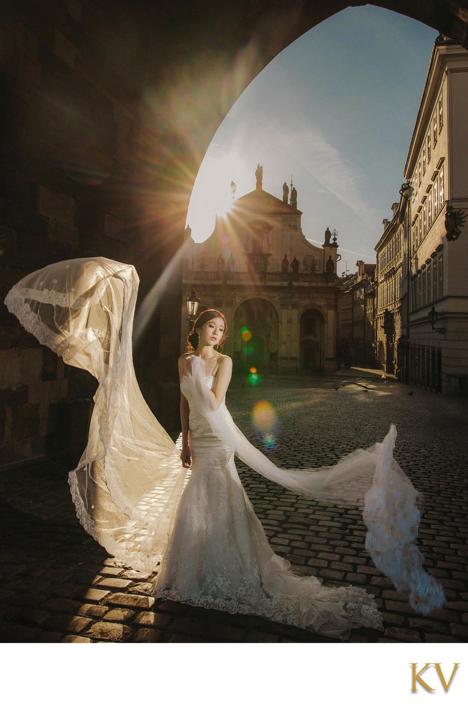 Angelic Taiwan Bride Charles Bridge Sunrise