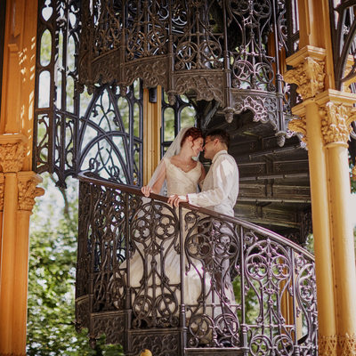 Castle Hluboka wedded couple at the staircase