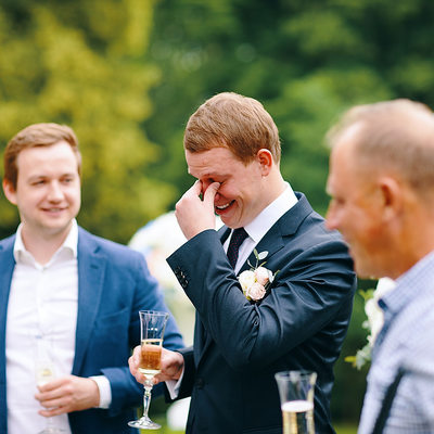 Hluboka nad Vltavou Castle wedding grooms reactions