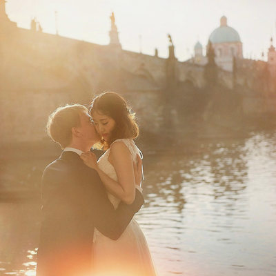 authentic intimate wedding day portraits Prague 