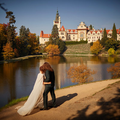 Gorgeous couple Berta & Tux Pruhonice Castle