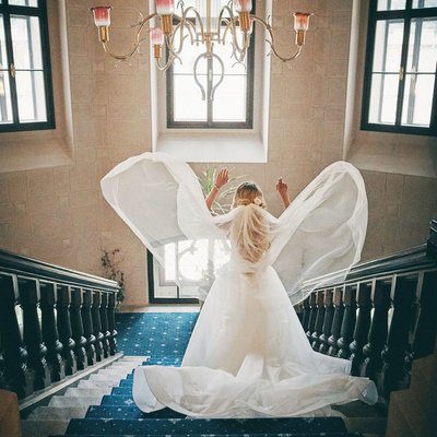 Hluboka nad Vltavou Castle wedding bride veils