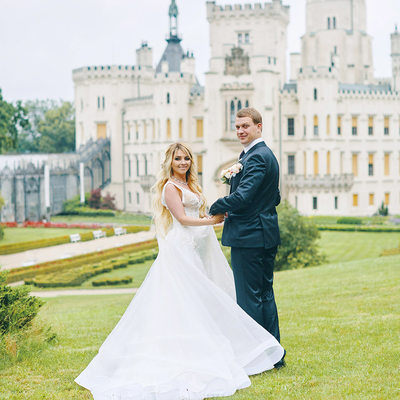 Hluboka nad Vltavou Castle wedding gorgeous couple