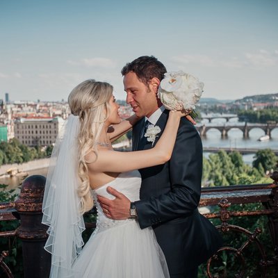 Bride & groom overlooking Prague