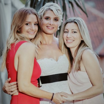 Three beautiful ladies - Prague weddings