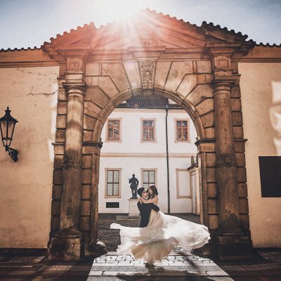 The most beautiful engagement photos from Prague