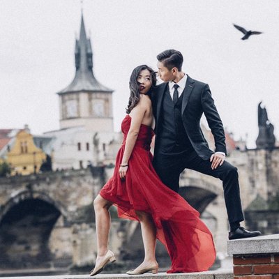Sexy pre-wedding photography from Prague