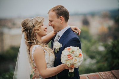 bride & groom Prague wedding photographers