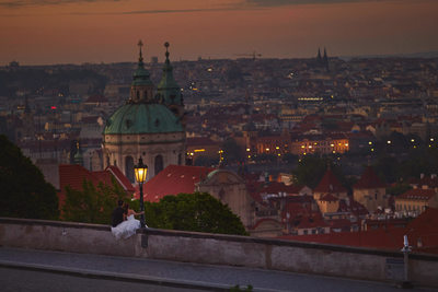 wedding couple overlooking Prague's Mala Strana 