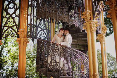 Castle Hluboka wedded couple at the staircase