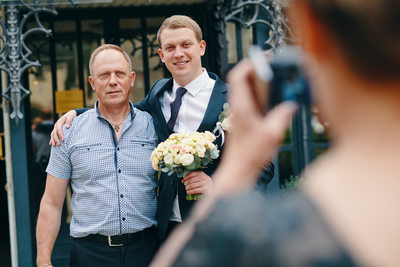 groom father Hluboka nad Vltavou Castle wedding 