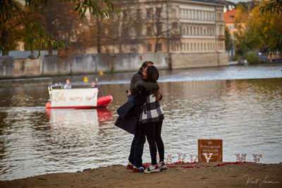 Riverside marriage proposal Prague Lidia & Hiram 1