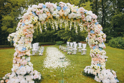 opulent floral arch