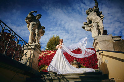 Zoe and her veil Vrtba Garden bridal portrait Prague