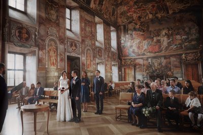 Troja Chateau wedding day photos
