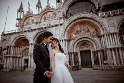 stylish wedding portraits St Mark's Basilica Venice