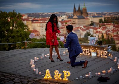 Epic Marriage Proposal Prague - placing the ring