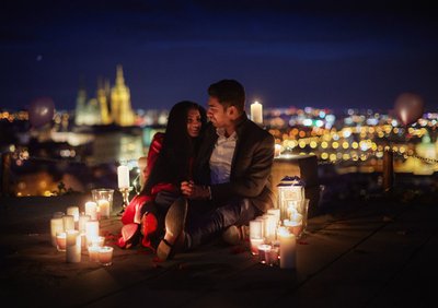 Candle lit marriage proposals from Prague