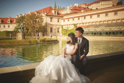 Love at Wallenstein Garden