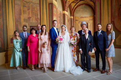 Classical wedding portraits at Ledebour Garden Prague