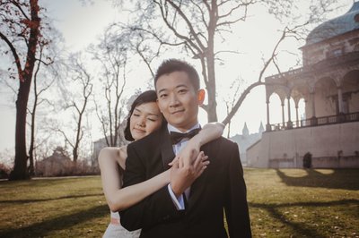 Hong Kong Couples Dreamy Wintertime pre-wedding Prague